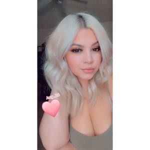 Meet your Posher, Destiny